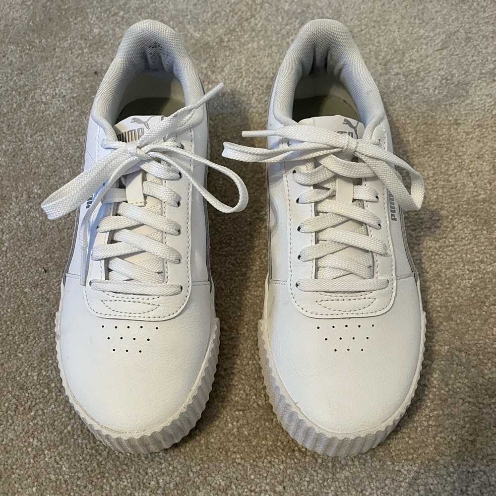 PUMA | White Sneakers Size 9